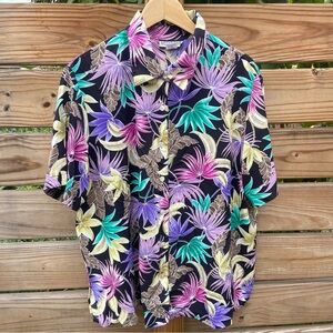 Vintage Womens Floral Hawaiian Shirt